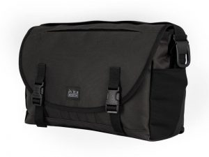 METRO BAG M BLACK