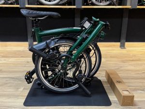 ALFOMBRA BROMPTON NEGRA MATE